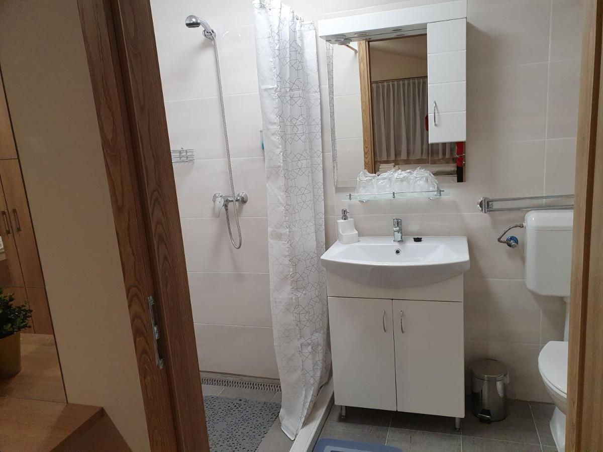 Platina Panzio*** Bed & Breakfast Újhartyán Dış mekan fotoğraf